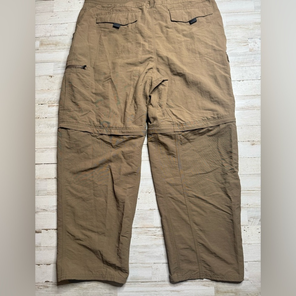 Nordic Track Pants Mens 40x30 Brown Nylon Stretch Loose Cargo Convertible - Picture 9 of 9